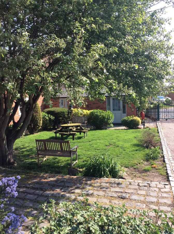 The Barn 3* Hale (Merseyside)